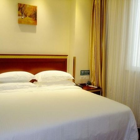 Greentree Inn Henan Kaifeng Gulou Square Express Hotel Εξωτερικό φωτογραφία