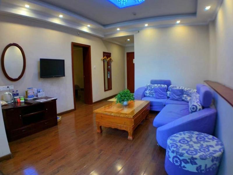 Greentree Inn Henan Kaifeng Gulou Square Express Hotel Εξωτερικό φωτογραφία