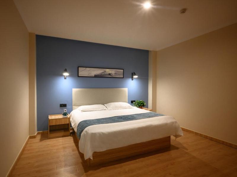 Greentree Inn Henan Kaifeng Gulou Square Express Hotel Εξωτερικό φωτογραφία