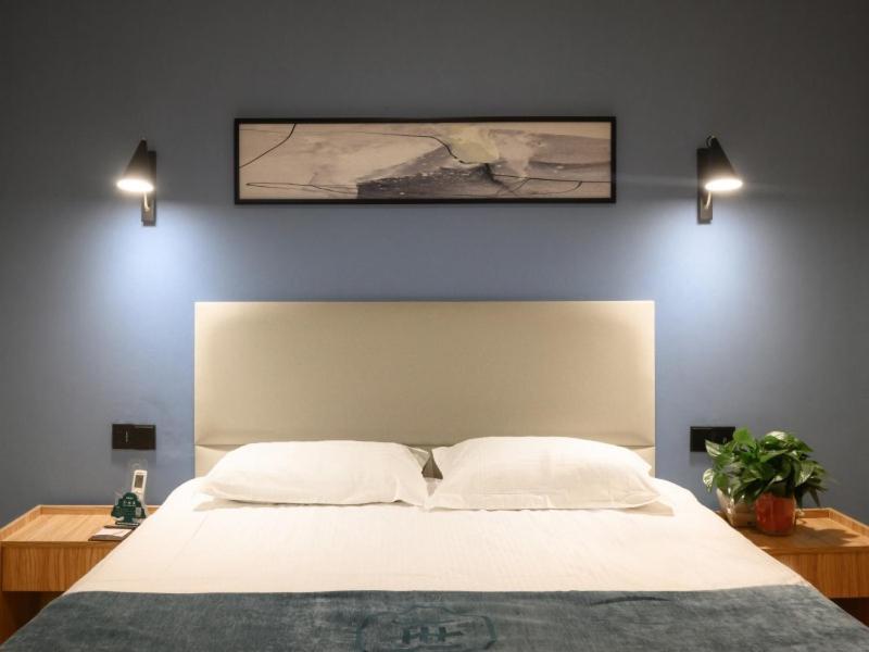Greentree Inn Henan Kaifeng Gulou Square Express Hotel Εξωτερικό φωτογραφία